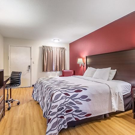 Red Roof Inn Scottsburg Bagian luar foto