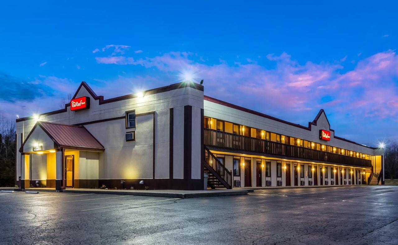 Red Roof Inn Scottsburg Bagian luar foto