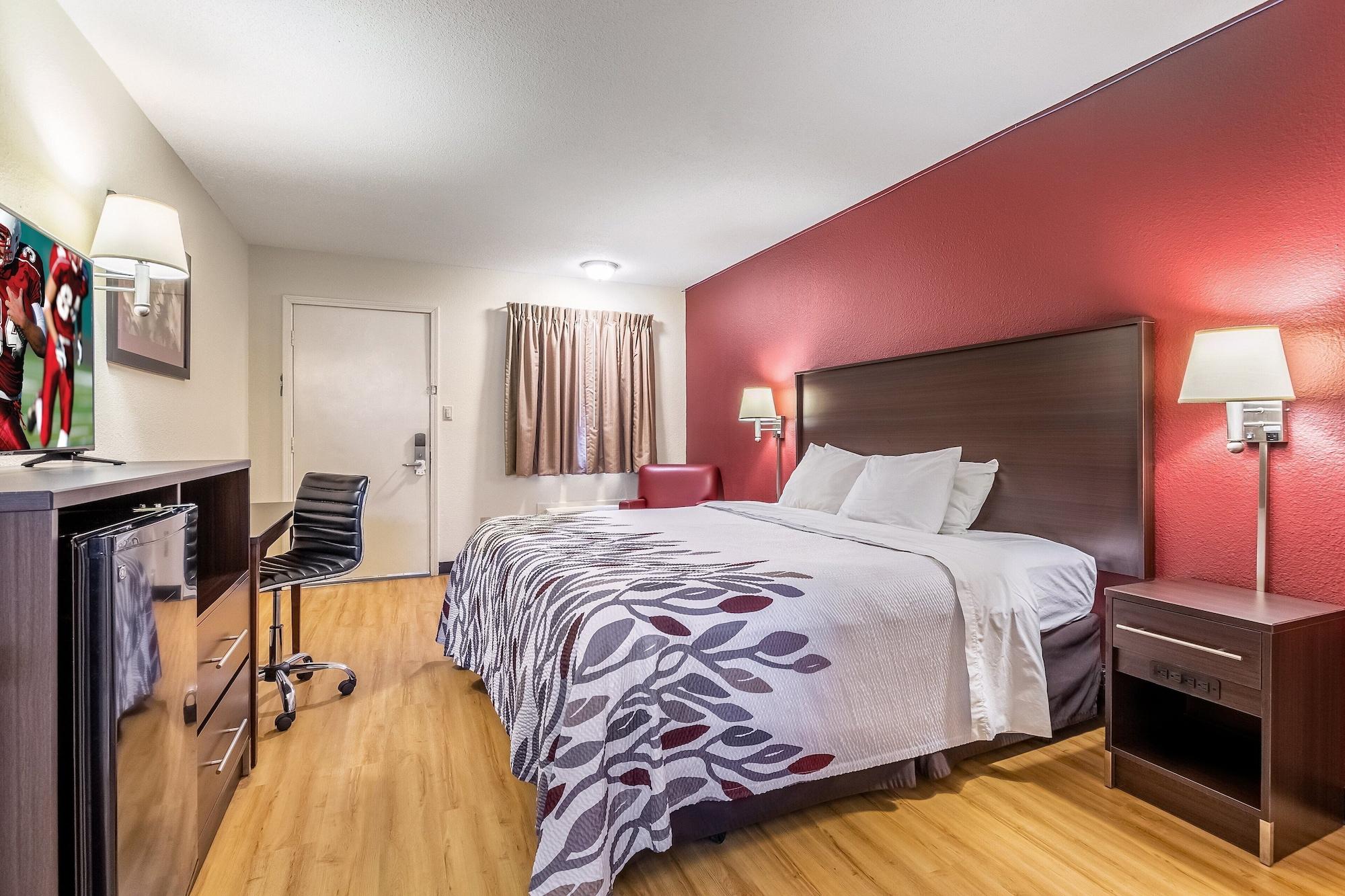 Red Roof Inn Scottsburg Bagian luar foto