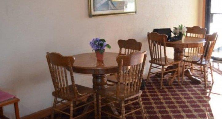 Red Roof Inn Scottsburg Bagian luar foto